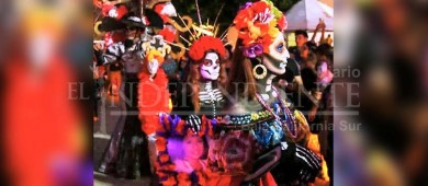Con eventos culturales celebran el Día de Muertos en La Paz
