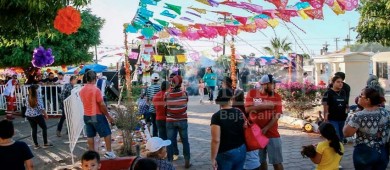 Con eventos culturales celebran el Día de Muertos en La Paz