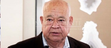 “Batallamos” con SEDATU y SHCP para pavimentar calle la Tamaral: Castro Cosío