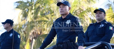 Entrega Ayuntamiento La Paz segundo bloque de 10 patrullas a la Policía Municipal