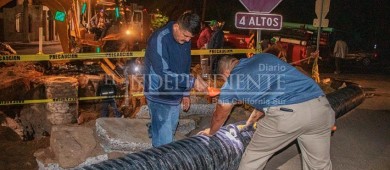 Repara OOMSAPAS La Paz Socavón en calle Guillermo Prieto y Sonora