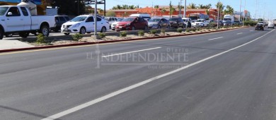 Entrega alcalde Leggs Castro obra de reencarpetado del bulevar Miguel Hidalgo en CSL