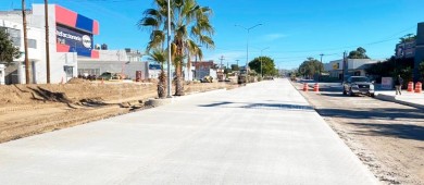 Supervisa gobernador VCC obras de pavimentación en La Paz