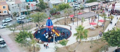 Antes de concluir 2022, Oscar Leggs Castro entregó obras de Infraestructura social incluida la rehabilitación del parque integral Villas de Cortez