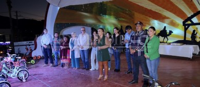 El Gobierno con sentido humano lleva alegría y regalos a todos los rincones de Los Cabos este Día de Reyes Magos