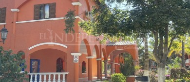 Se llevó a una chica de un bar y terminó asaltado y desnudo