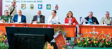 Asiste Castro Cosío a reunión de seguridad con gobernadores de la zona Mar de Cortés