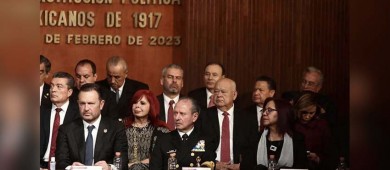 Asiste el gobernador Castro Cosío a reunión de la CONAGO y Aniversario de la Constitución Política de México