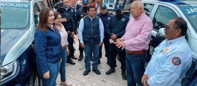 De gira por Loreto, el gobernador Castro Cosío entregó apoyos en el pueblo mágico