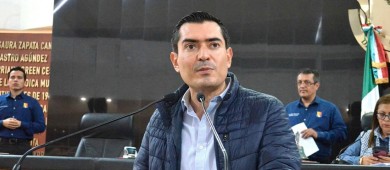 Seguro contra baches en BCS, propone el diputado Rigo Mares