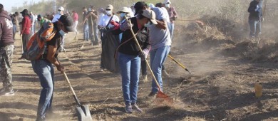 Más de dos mil personas participaron en la jornada de limpieza en La Paz