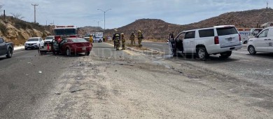 Accidente vehicular en Los Cabos deja 8 heridos, entre ellos un menor