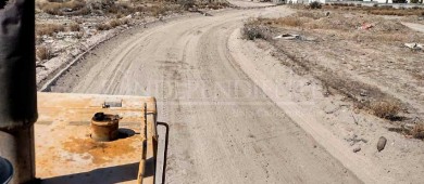 Rehabilita Servicios Públicos 8 km de caminos vecinales de la comunidad Los Planes