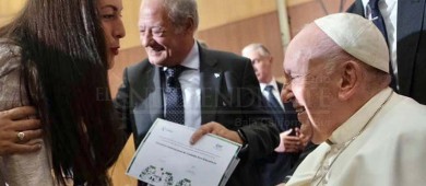 Asiste Alcaldesa de La Paz al Encuentro Internacional de Ciudades Eco-Educativa