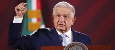 Se reúne López Obrador con el Secretario de Transporte de EU; abordan categoría aérea