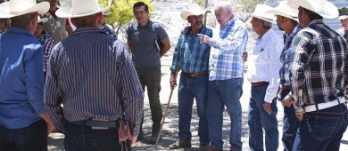 Realiza VCC gira de trabajo por delegación de Los Dolores; supervisa obras y acciones