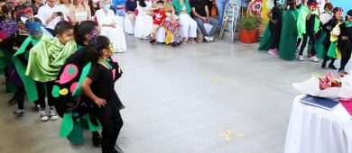 Gobierno de Los Cabos reconoce a docentes que han dejado huella en la formación de generaciones