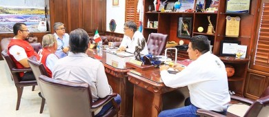 Alcalde Oscar Leggs Castro refrenda el respaldo y apoyo total a la Cruz Roja Mexicana