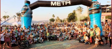 Un éxito la segunda edición de la Carrera de Colores de La Paz