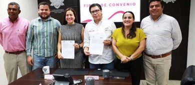 Firma Ayuntamiento de La Paz convenio con el Instituto Sudcaliforniano de Cultura