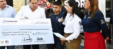 Oomsapas Los Cabos entregó apoyo económico por casi 600 mil pesos a Cruz Roja