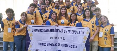 Estudiantes mexicanos ganan primer lugar en concurso de robótica celebrado en Francia