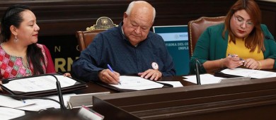 Firman gobierno de BCS y SEMARNAT convenio de trabajo para mejorar la calidad del aire