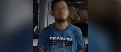 Recupera policía estatal vehículo robado y detiene a dos personas por delitos contra la salud