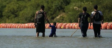 AMLO celebra que Gobierno de Texas mueva las boyas del río Bravo hacia EE.UU.