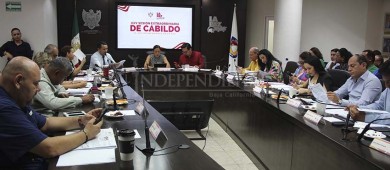 Aprueba Ayuntamiento fideicomiso para comprar nuevas unidades transporte y aumento a la tarifa del servicio