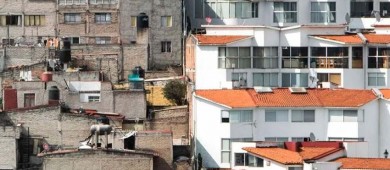 Presupuesto para 2024 deja pendiente reducir desigualdades en México, alerta ONG