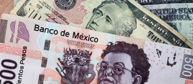 Dólar se debilita y peso mexicano recupera fuerza