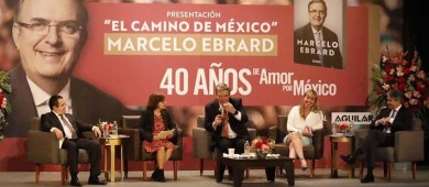 Ebrard crea movimiento político en Morena; competirá con Sheinbaum en recorridos