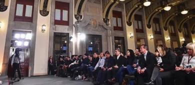 INE ordena a AMLO mostrar advertencia en mañanera sobre expresiones electorales