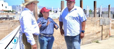 Continúa con el programa de bacheo el gobierno de Los Cabos en conjunto con la iniciativa privada