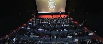 Presenta Adanowsky filme en Cinema Vagabundo de Los Cabos