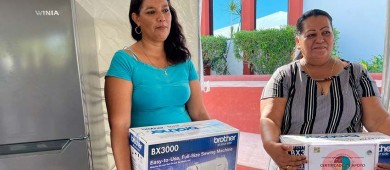 Entrega Leggs Castro apoyos sociales a familias de La Ribera