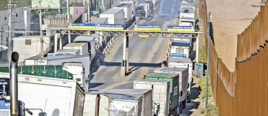 Paro de frontera con Texas genera impacto por 1,900 mdd en comercio de México y EU