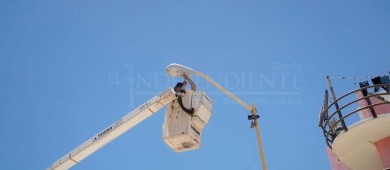Continua el Ayuntamiento de Los Cabos con el programa “Alumbrado público inteligente”