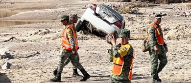 Inician labores de limpieza y reconstrucción de vialidades, tras impacto de “Norma”