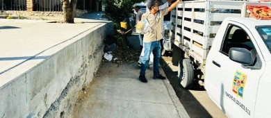 Servicios públicos atienden reportes de la población para continuar acciones de limpieza en el todo el municipio
