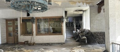 Ofrece bufete de abogados disolver huelga de hotel Los Arcos mediante arreglo con empleados