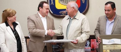Recibe gobernador de BCS, visita de cortesía de embajador de Guatemala