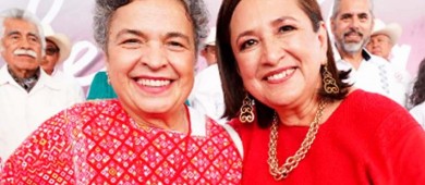 Beatriz Paredes reaparece en acto de Xóchitl Gálvez