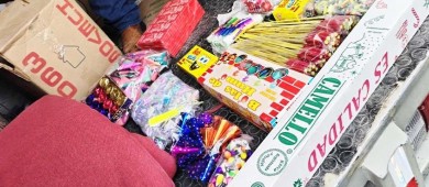 Aseguran más de 56 kilos de pirotecnia en cruceros y centros comerciales en La Paz