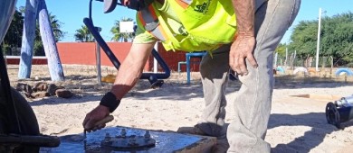 Dan mantenimiento y reforestan a espacios públicos del ejido Álvaro Obregón