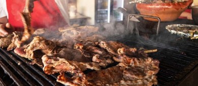 Alto consumo de carnes rojas y procesadas aumentan riesgo de cáncer colorrectal