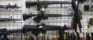 Corte falla a favor de México en demanda contra armerías de EU