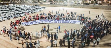 Reconocen taxistas de los cabos apoyo del gobierno Estatal
