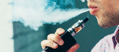 Vapeadores tienen más de 30 sustancias que no declaran: Cofepris